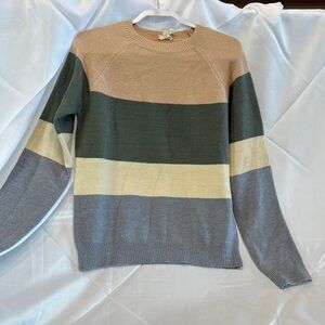 Hem & Thread sweater, cream, light blue, grey, mauve, size small